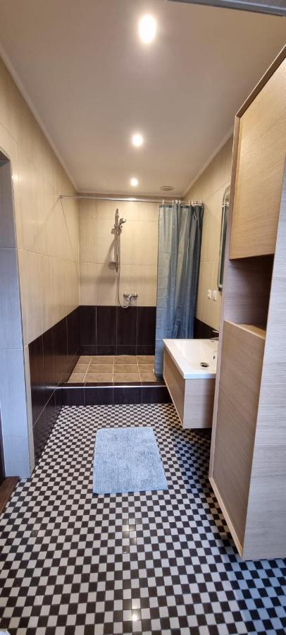 Apartament W Centrum - Nasze Poddasze Ustrzyki Dolne Exterior foto